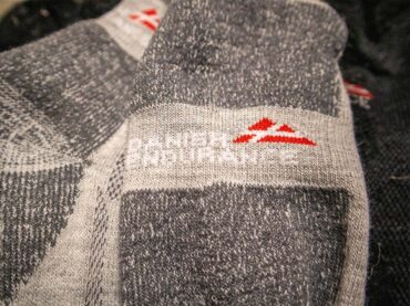 Guide: How Much Should Hiking Socks Weigh