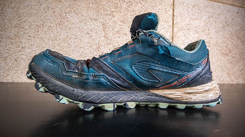 Decathlon Evadict Mt2 trail runners from the side