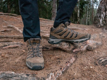 How to Keep Your Feet From Sliding Forward in Hiking Boots