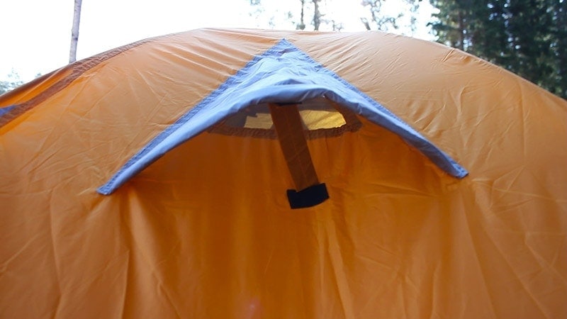 Ventilation hole on the Bessport tent